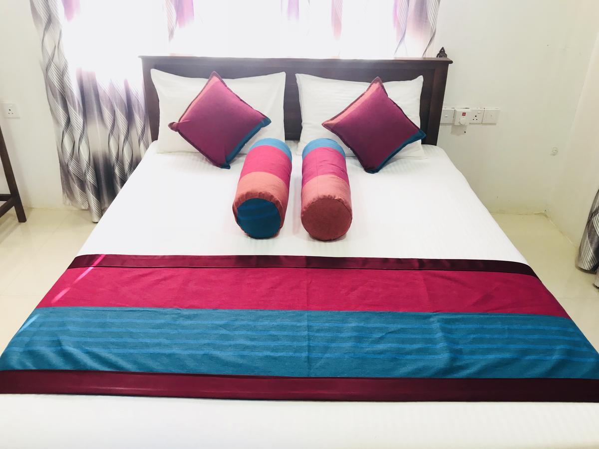 Guest house Golden *